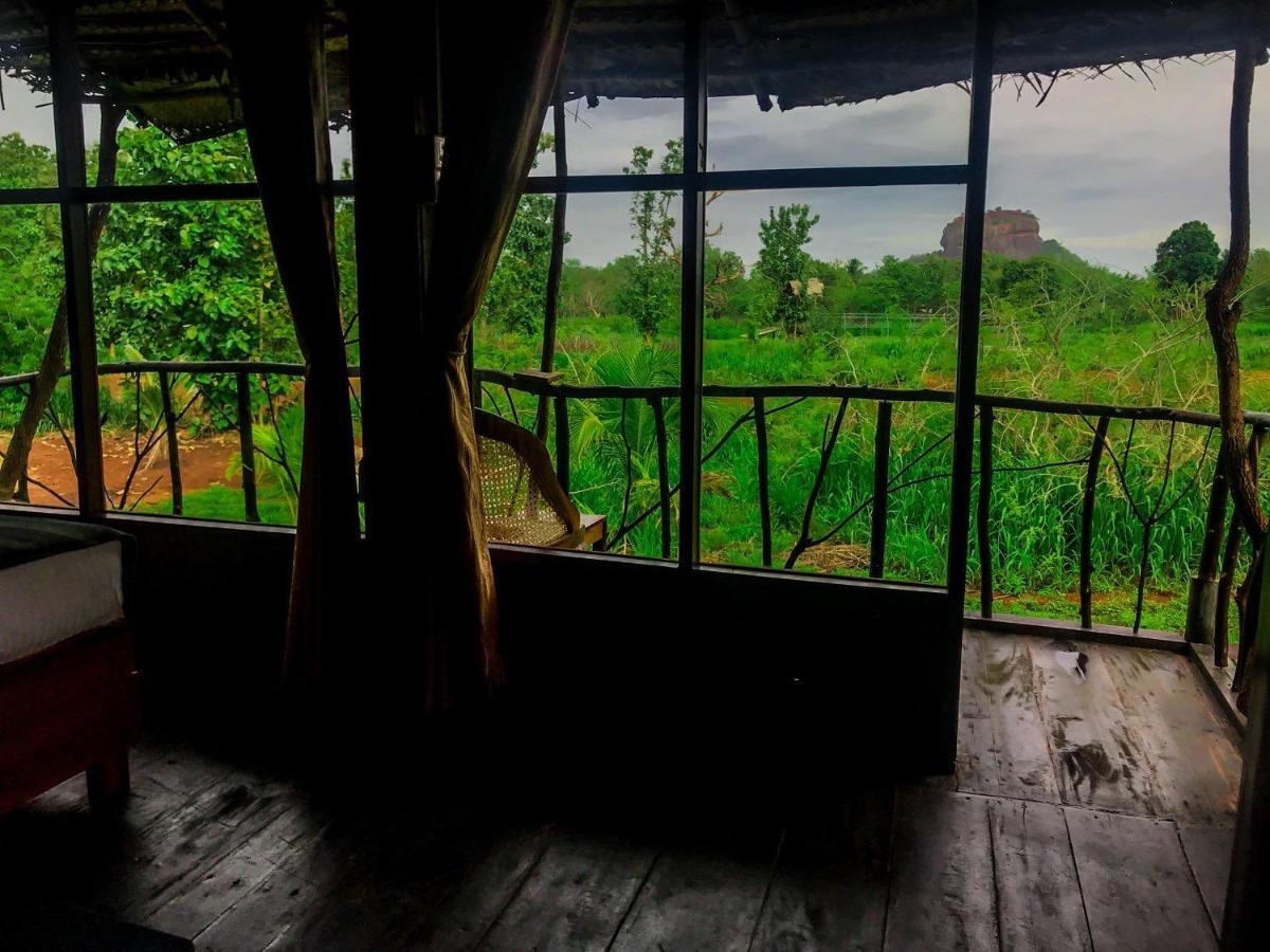 Chena Huts Eco Resort Sigiriya Luaran gambar
